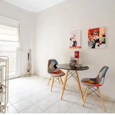 Apartament Breakfast At Tiffanys#seafront#thessaloniki *